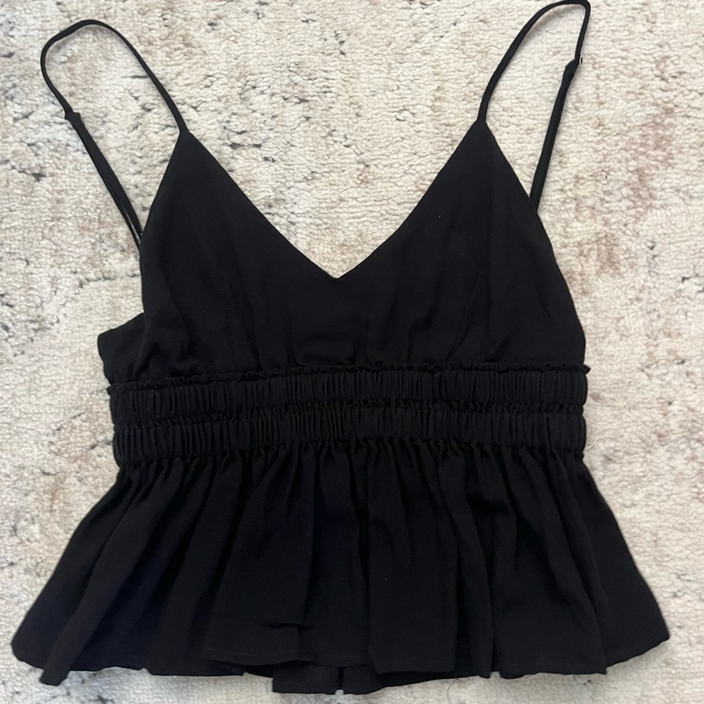 Black spaghetti strap crop top